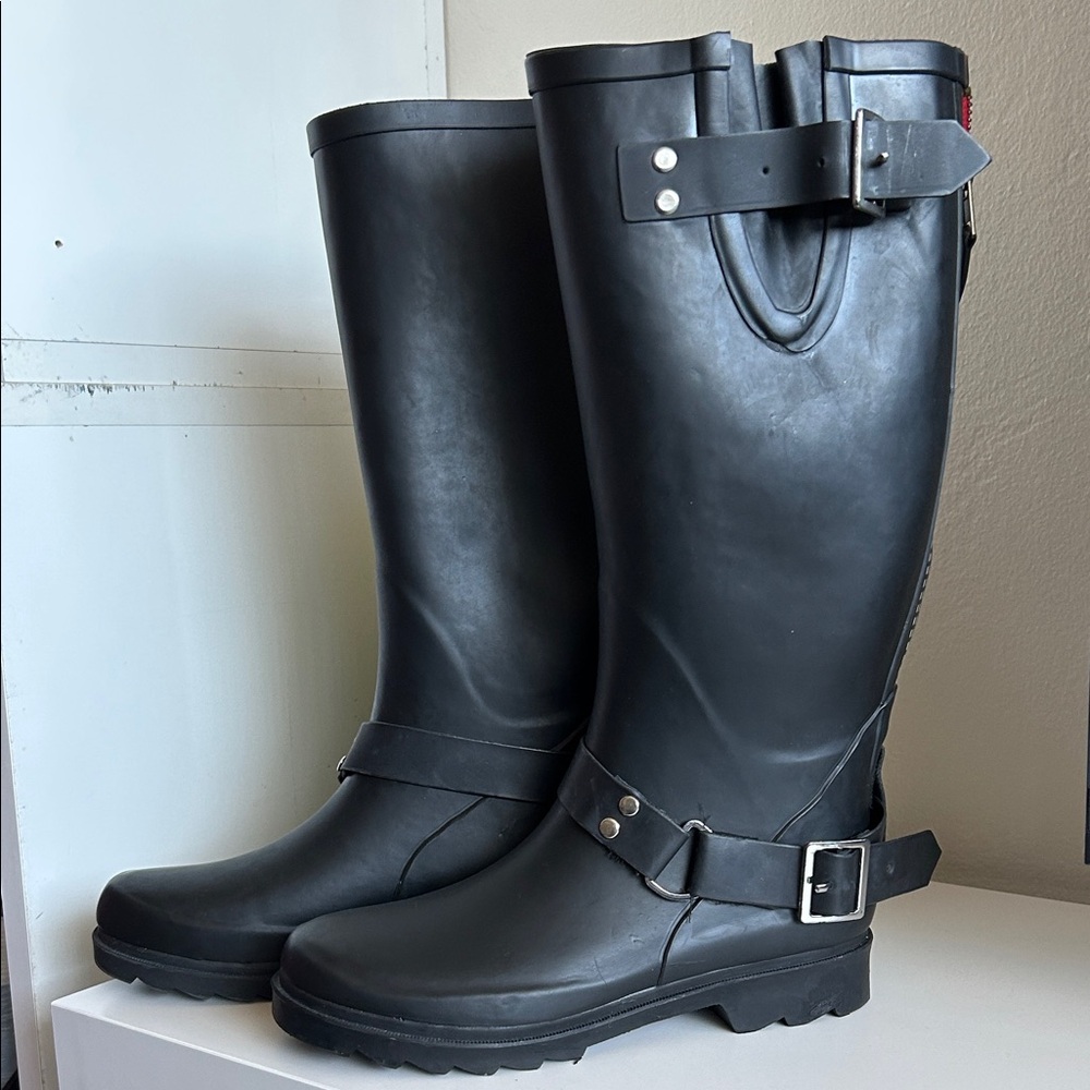 Henry Ferrera Women's Sleek Black Rain Boots